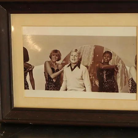 Maison Authentique Avec Piscine, Cheminee, Et Golf Dans Le Perche - Fr-1-497-186