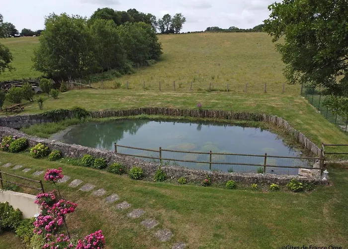 Hébergement de vacances Authentique Moulin à Eau Avec Piscine Et Wi-fi, Charme Du 18ème Siècle - Fr-1-497-186 Appenai-sous-Belleme